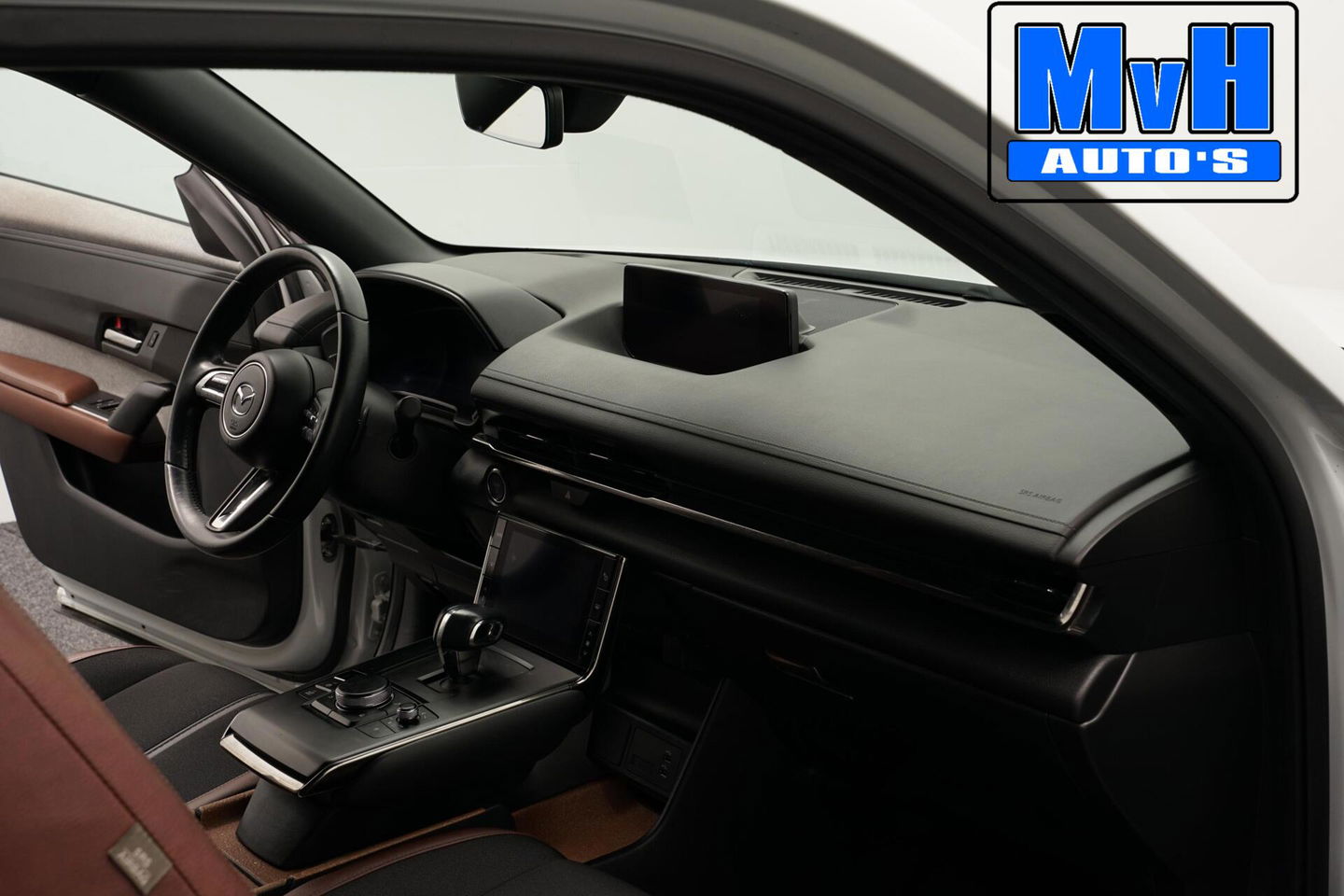 Mazda MX-30 e-SkyActiv 145 First Edition 36 kWh|NAP|CAMERA|LED