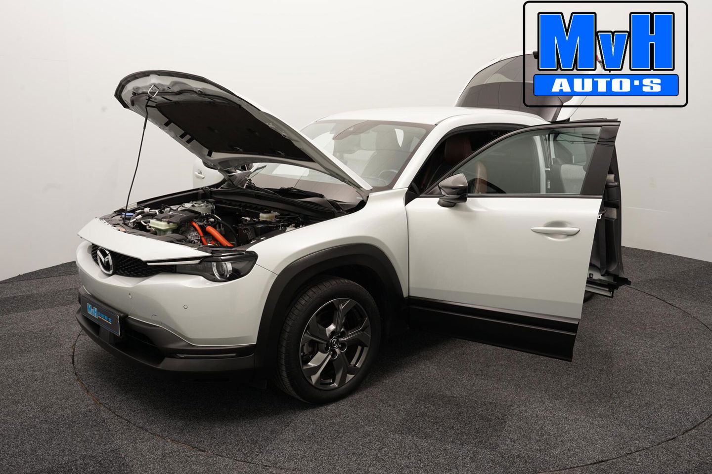 Mazda MX-30 e-SkyActiv 145 First Edition 36 kWh|NAP|CAMERA|LED