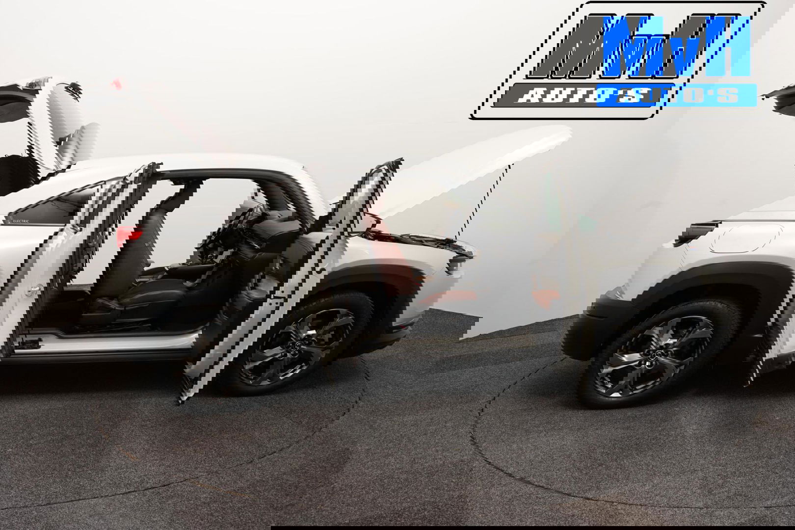 Mazda MX-30 e-SkyActiv 145 First Edition 36 kWh|NAP|CAMERA|LED