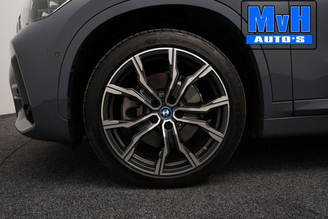 BMW X1 xDrive25e High Executive|///M-SPORT|TREKH|SPORTSTOEL