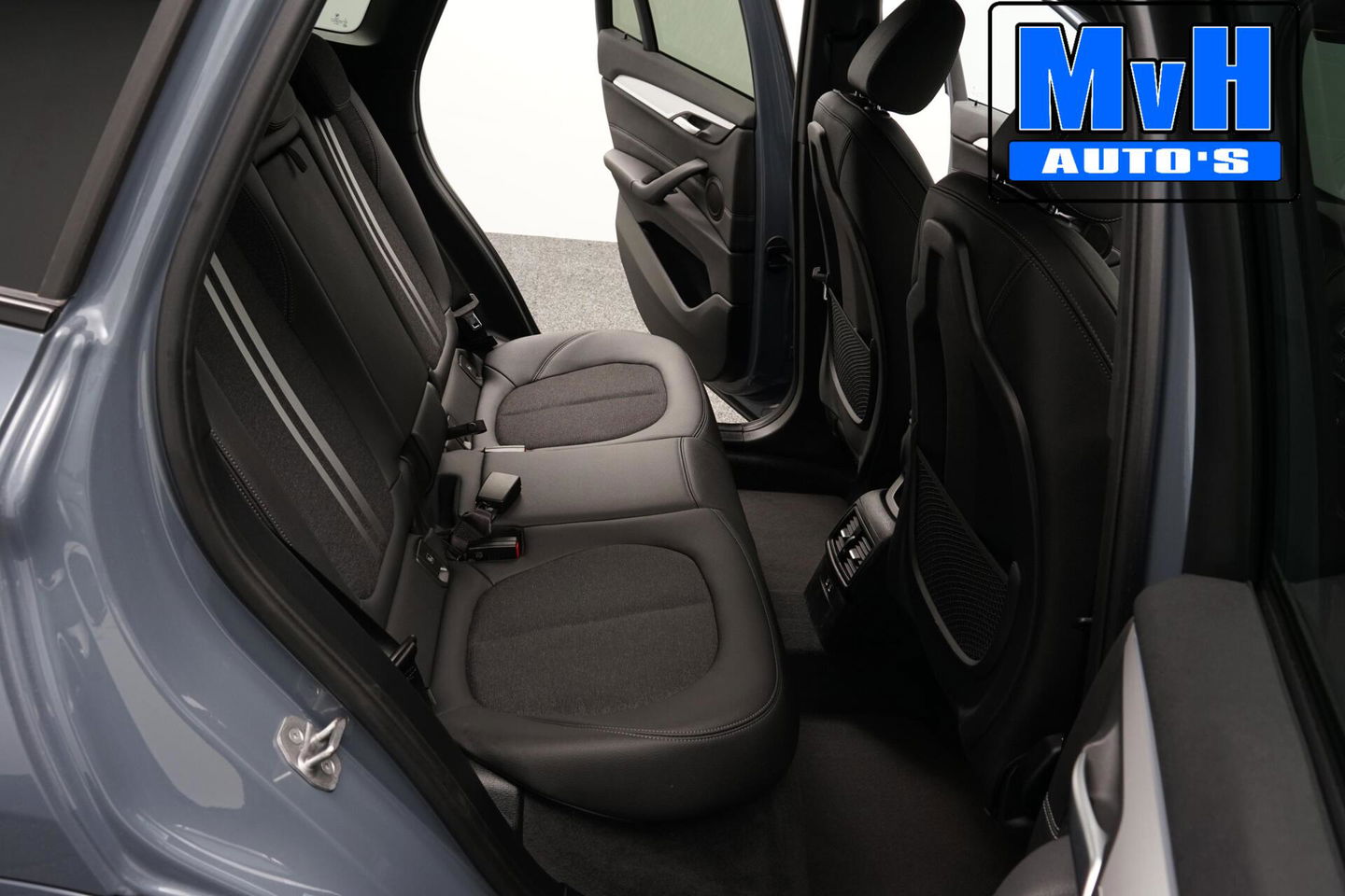 BMW X1 xDrive25e High Executive|///M-SPORT|TREKH|SPORTSTOEL