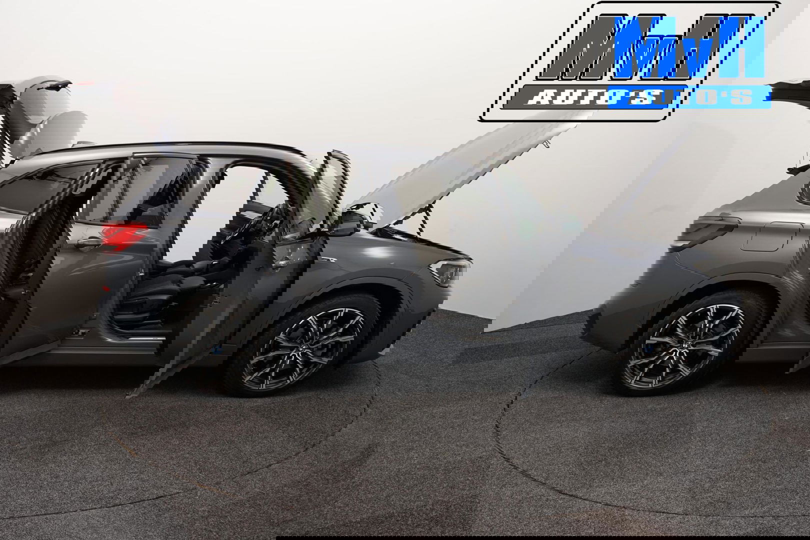 BMW X1 xDrive25e High Executive|///M-SPORT|TREKH|SPORTSTOEL