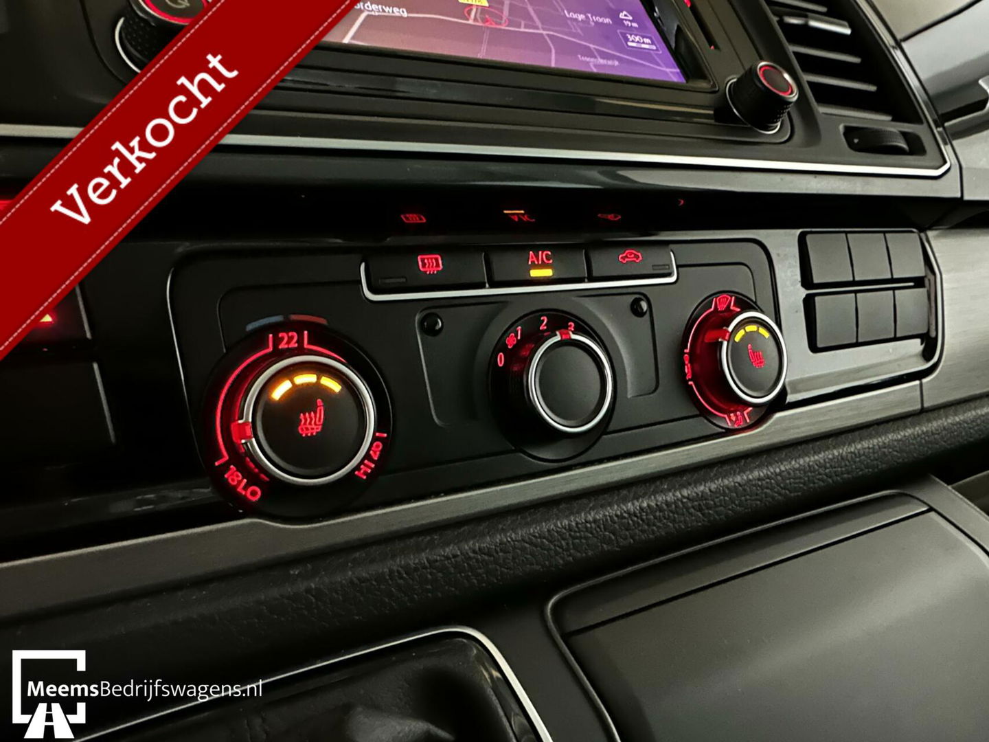 Volkswagen Transporter 2.0TDI L2H1 DC AUTOMAAT - VOL! PANO