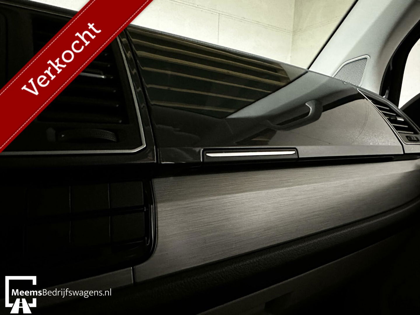 Volkswagen Transporter 2.0TDI L2H1 DC AUTOMAAT - VOL! PANO