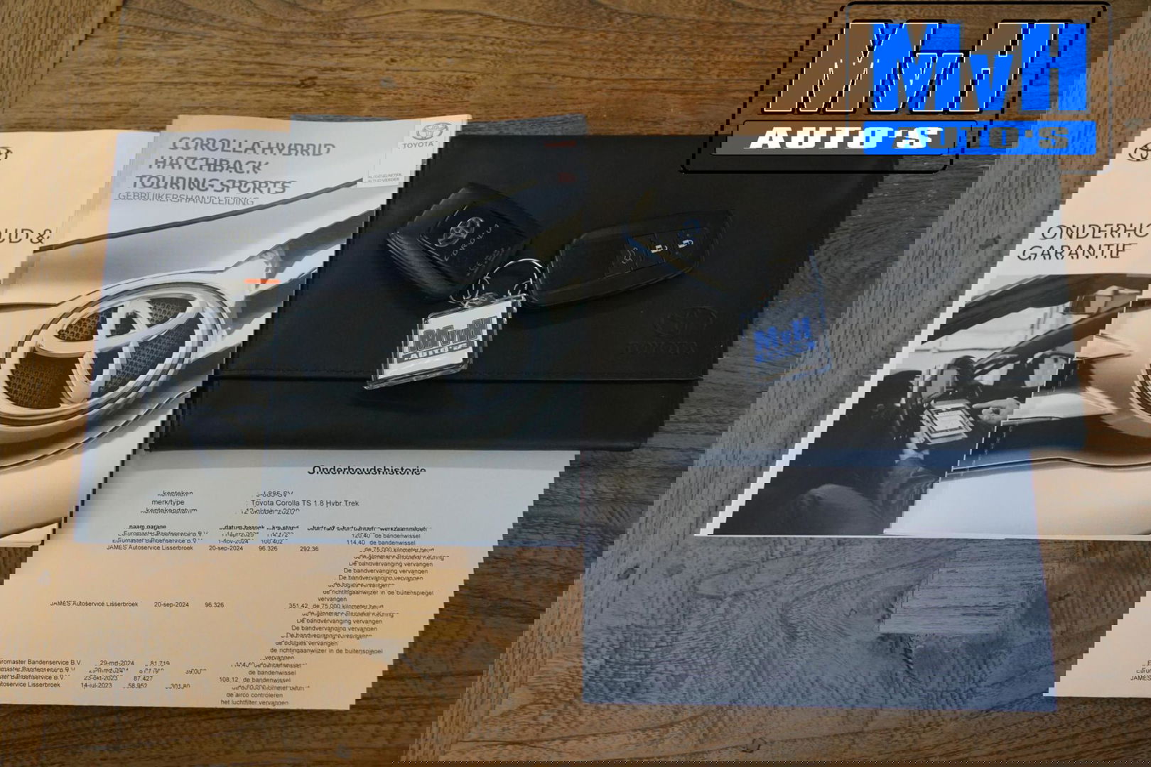 Toyota Corolla Touring Sports 1.8 Hybrid Trek|TREKHAAK|LUXE!