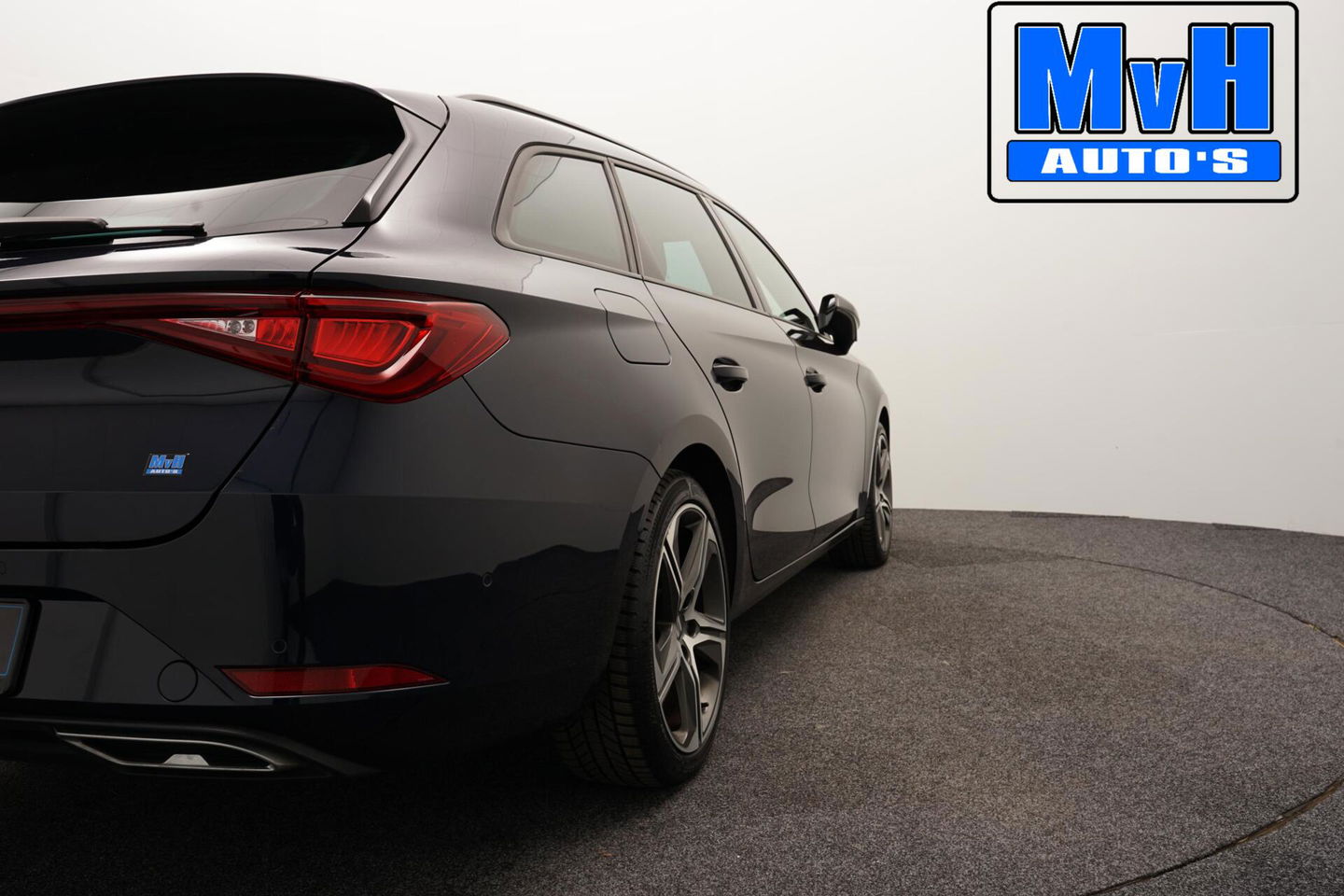 SEAT Leon Sportstourer 1.5 TSI FR Business Intense|LUXE!|LED