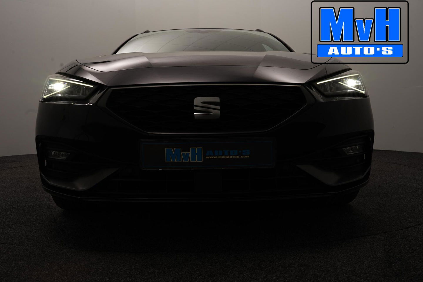 SEAT Leon Sportstourer 1.5 TSI FR Business Intense|LUXE!|LED