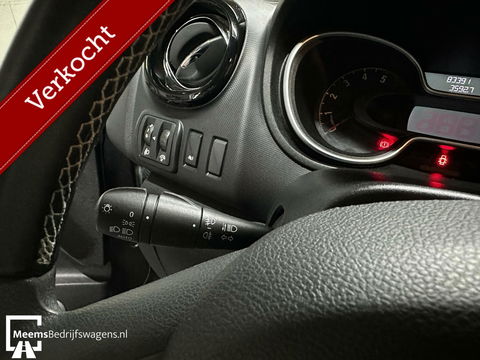 Opel Vivaro L2H1 - AIRCO CRUISE NAVI TREKHAAK CAMERA 3 PERSO