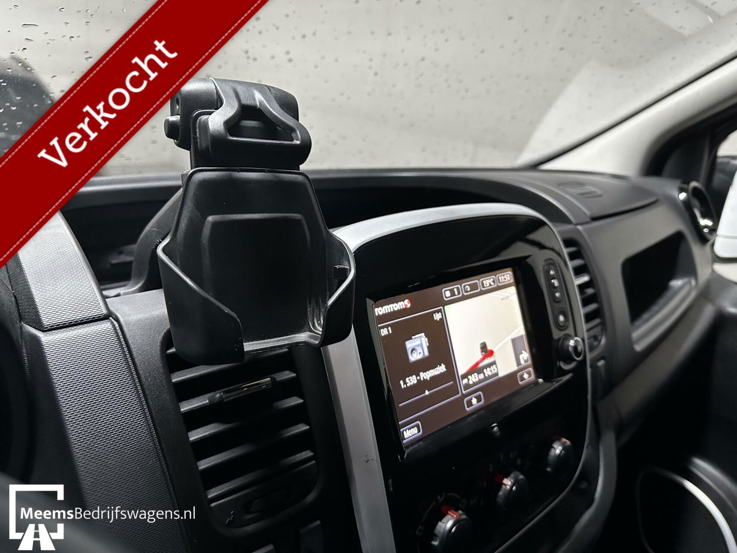 Opel Vivaro L2H1 - AIRCO CRUISE NAVI TREKHAAK CAMERA 3 PERSO