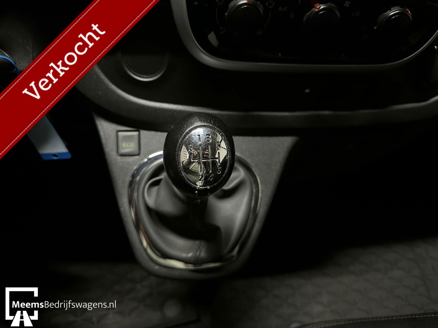 Opel Vivaro L2H1 - AIRCO CRUISE NAVI TREKHAAK CAMERA 3 PERSO