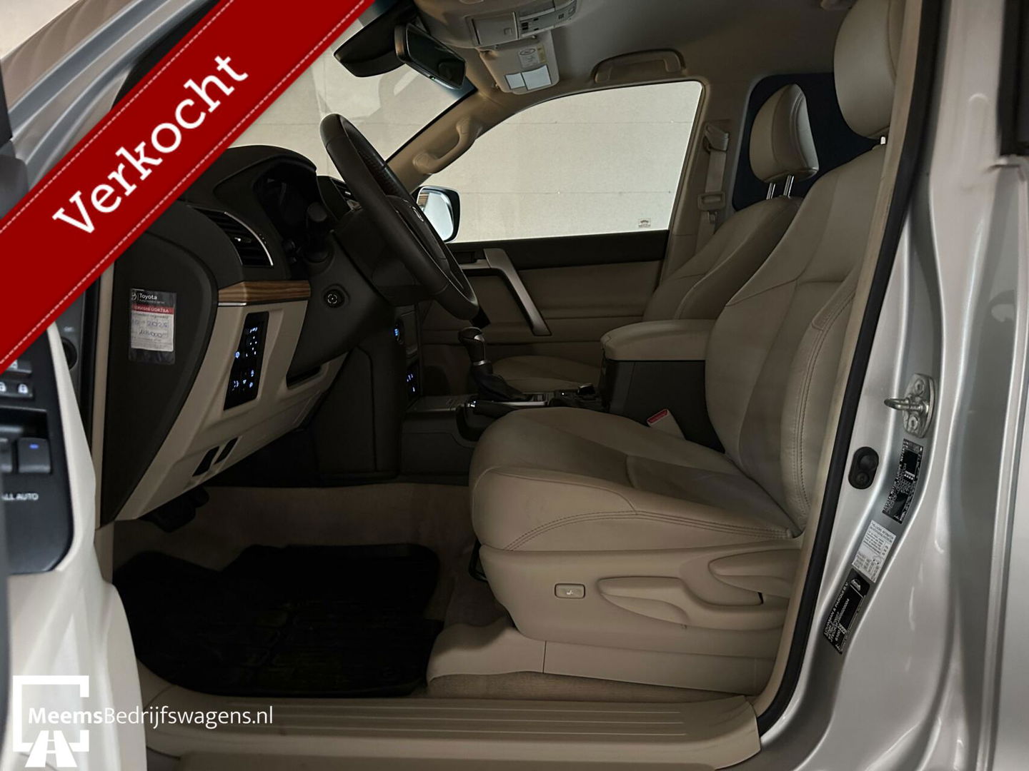 Toyota Land Cruiser 2.8 D-4D-F Professional - CARPLAY UNIEK!