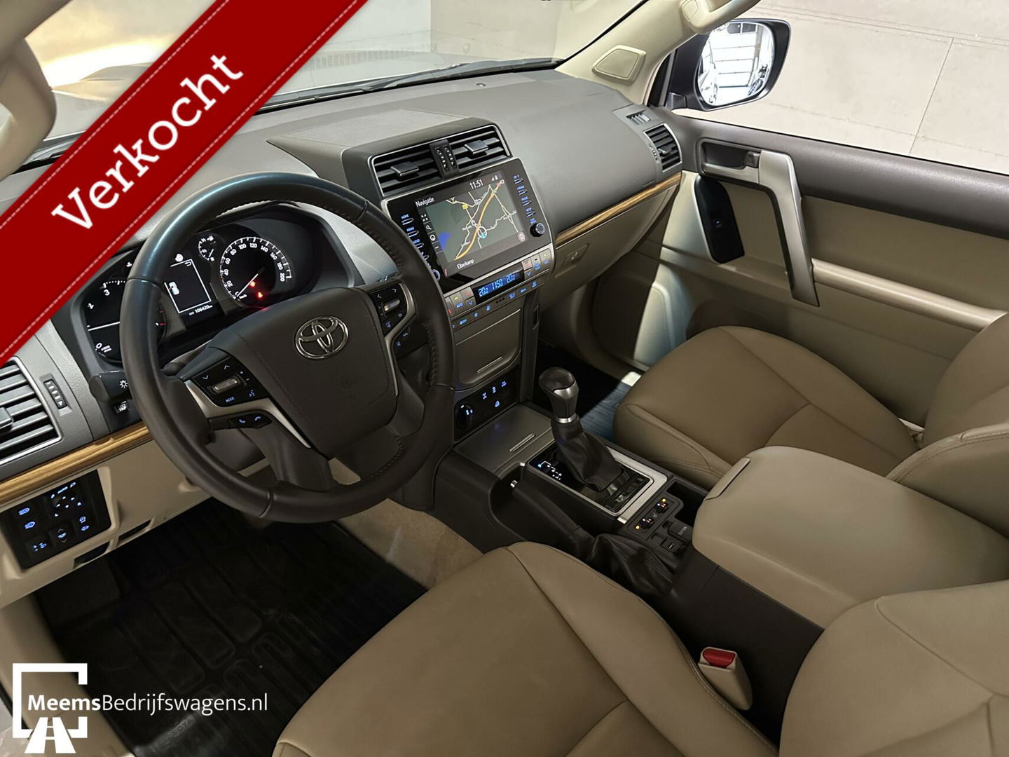 Toyota Land Cruiser 2.8 D-4D-F Professional - CARPLAY UNIEK!