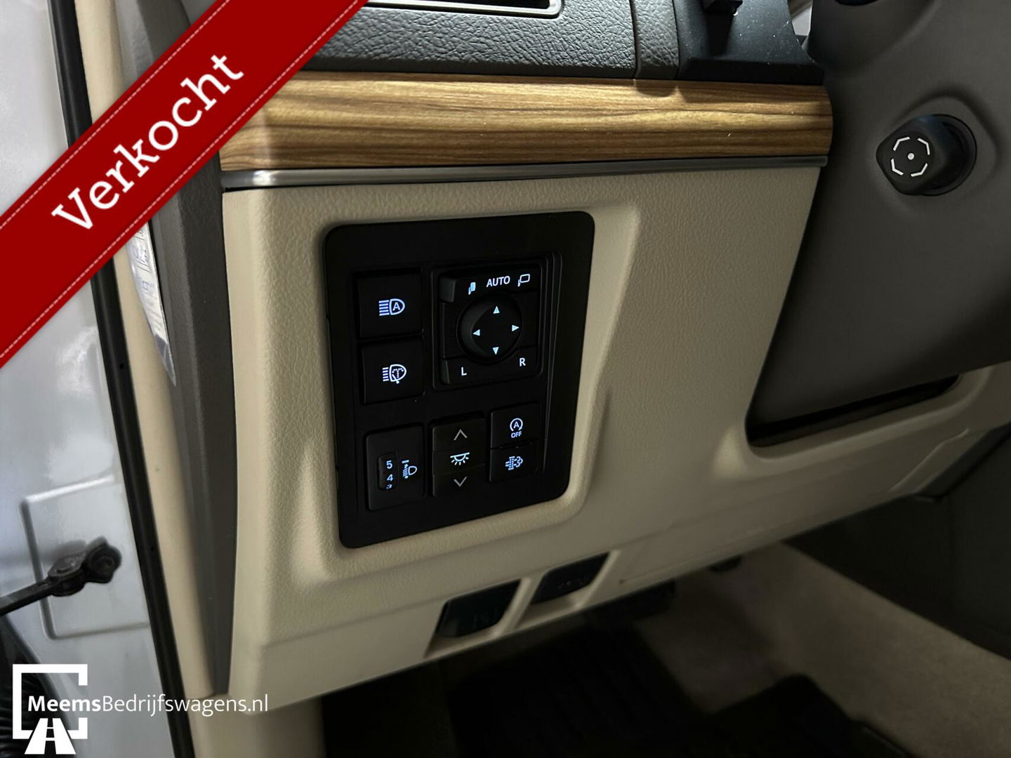 Toyota Land Cruiser 2.8 D-4D-F Professional - CARPLAY UNIEK!