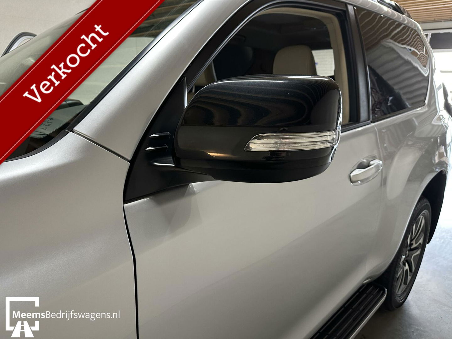 Toyota Land Cruiser 2.8 D-4D-F Professional - CARPLAY UNIEK!