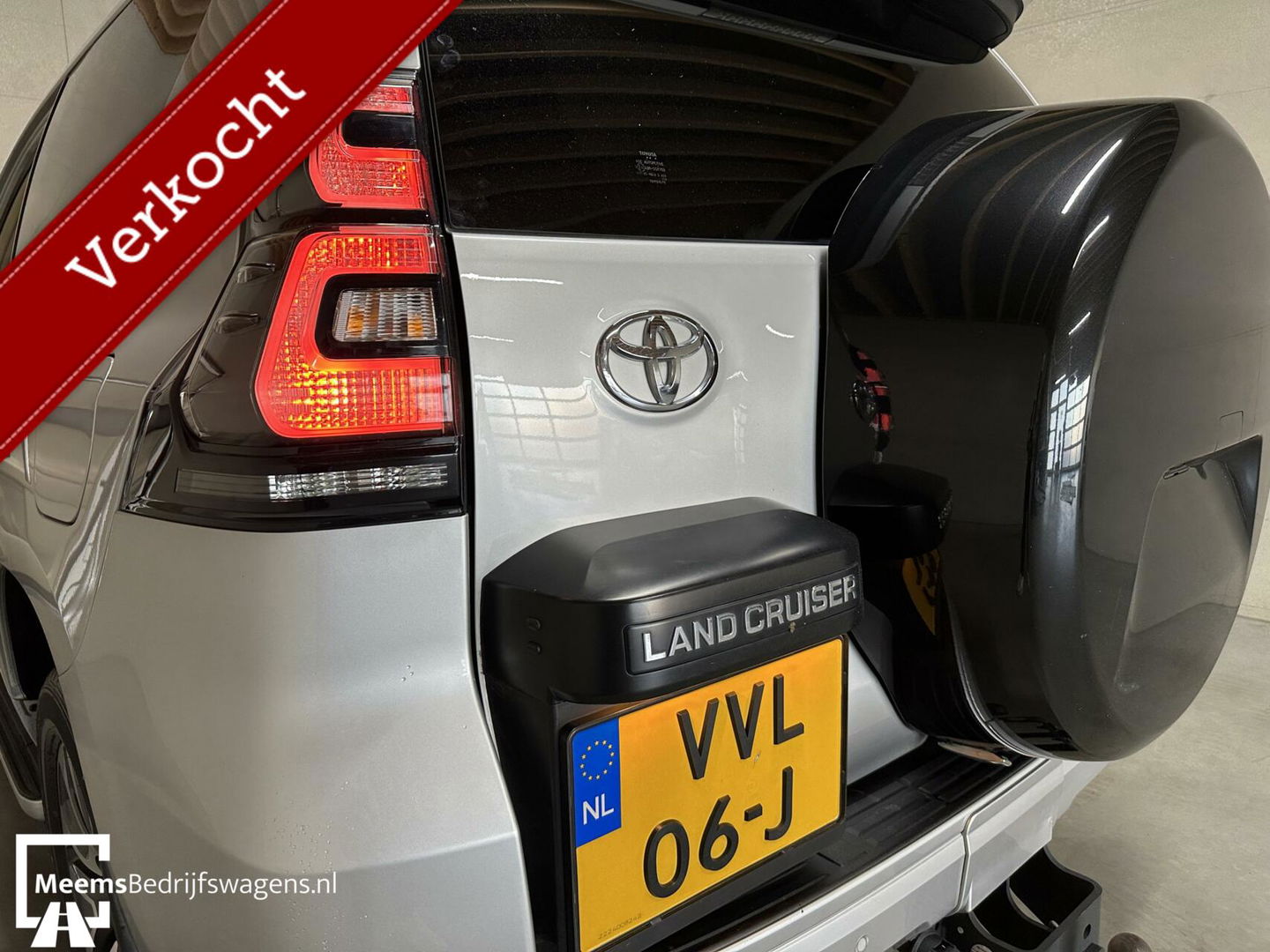 Toyota Land Cruiser 2.8 D-4D-F Professional - CARPLAY UNIEK!