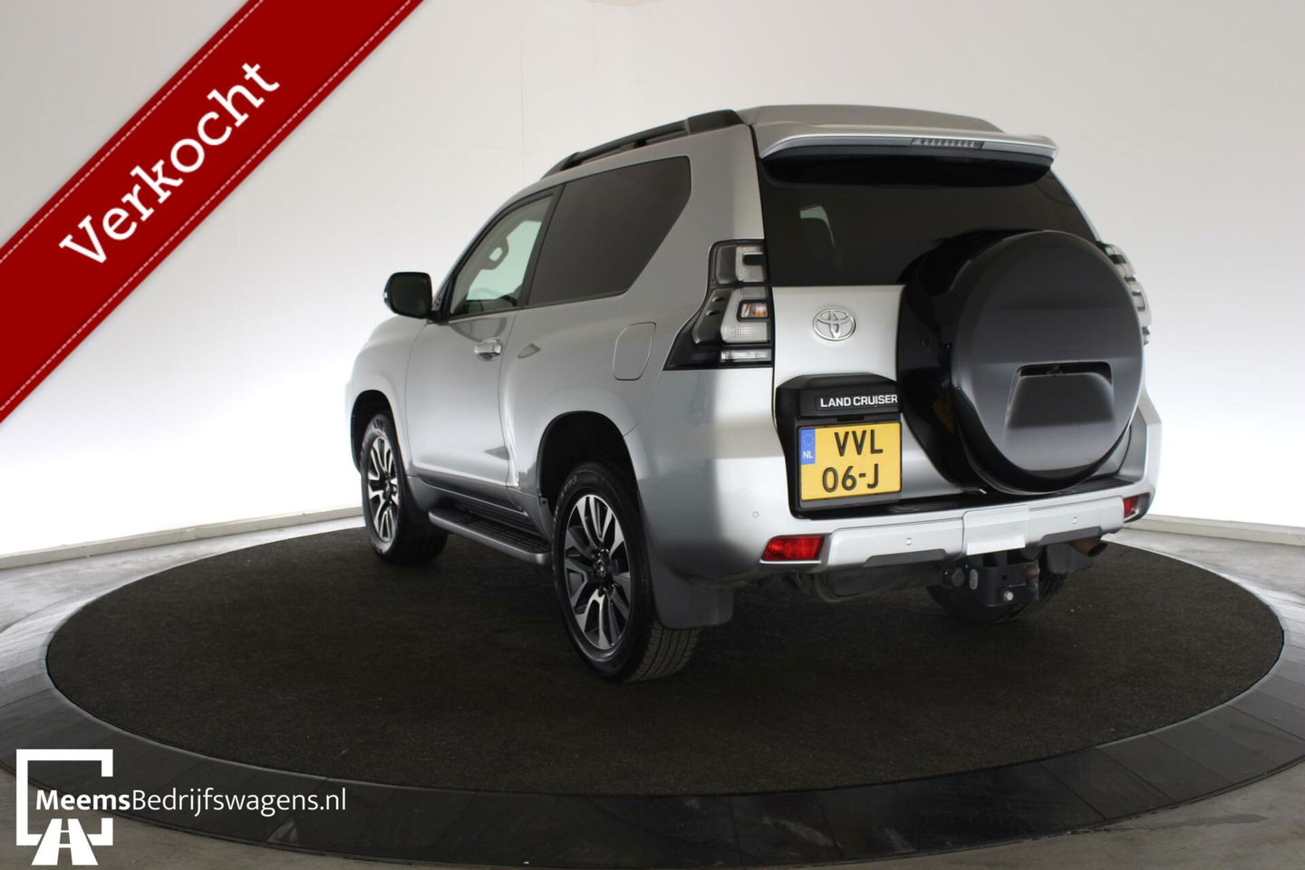 Toyota Land Cruiser 2.8 D-4D-F Professional - CARPLAY UNIEK!