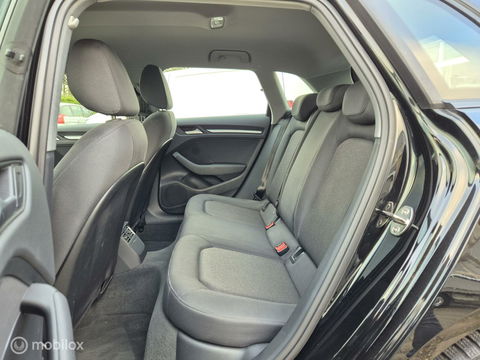 Audi A3 Sportback 1.6 TDI Pro Line|LED, Navi, 18 Inch S-Line