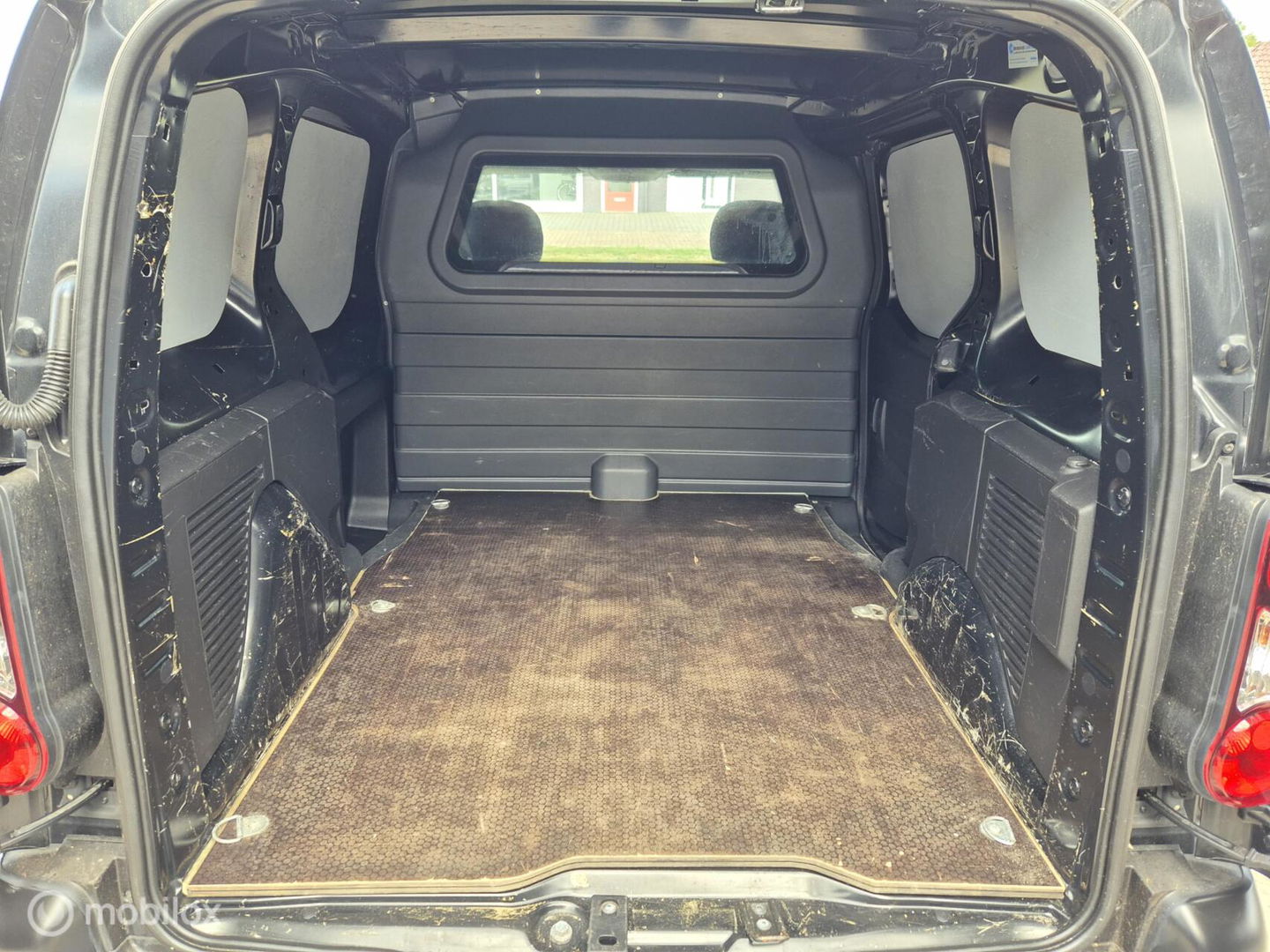 Peugeot Partner bestel 120 1.6 BlueHDi 75 L1 Pro