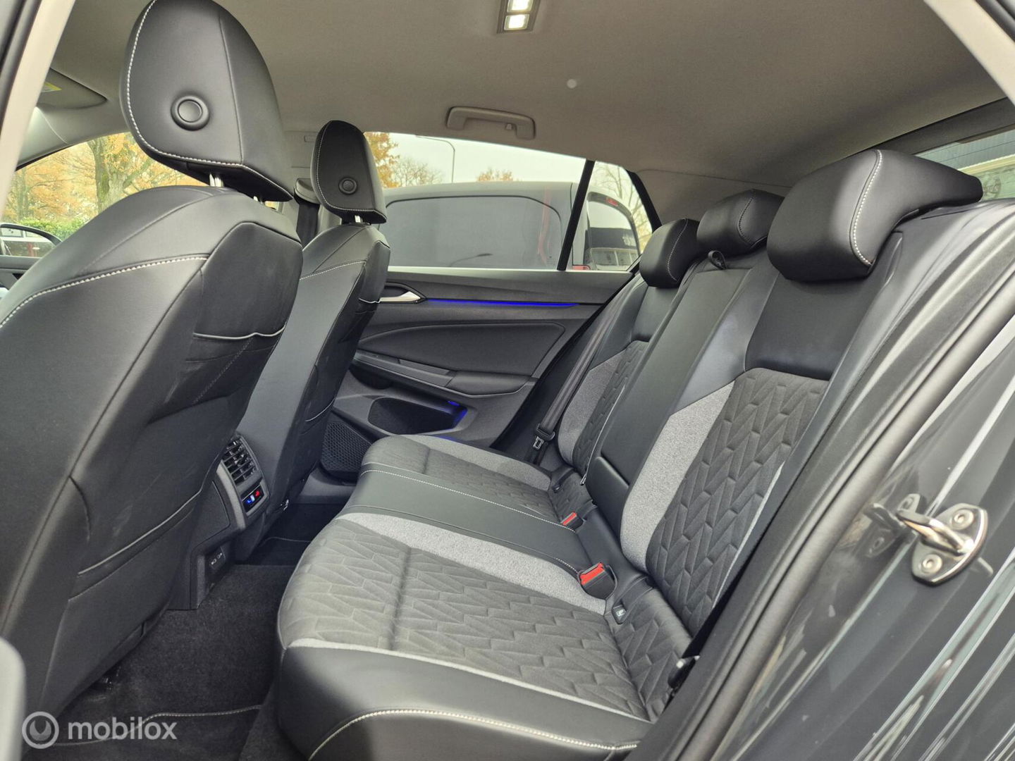 Volkswagen Golf 1.5 eTSI Goal, Automaat, Navi, All Season