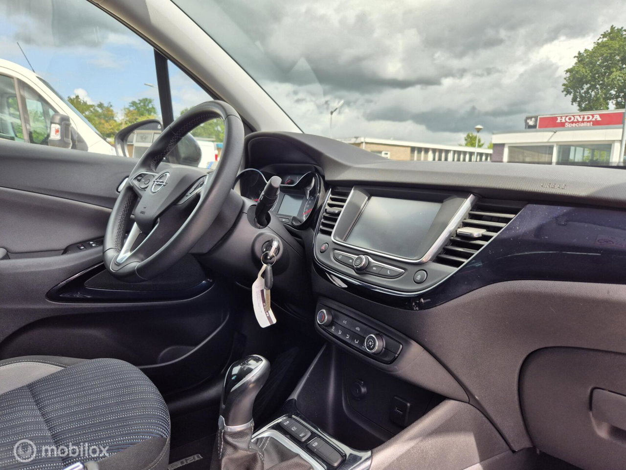 Opel Crossland X