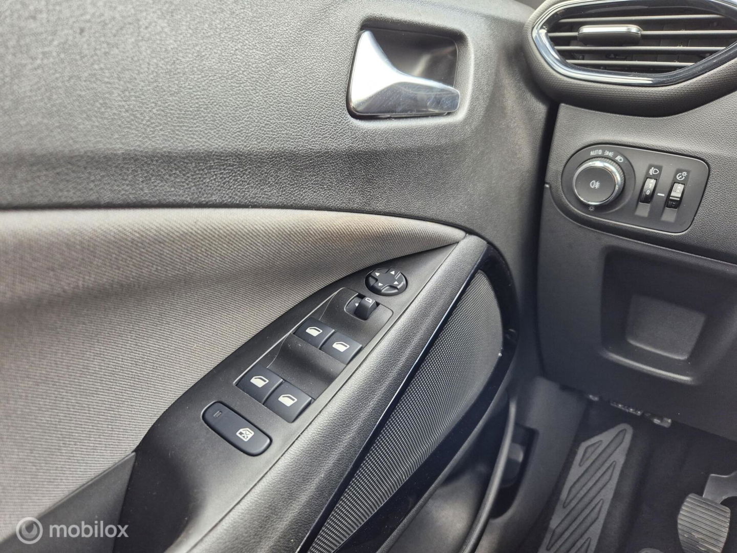 Opel Crossland X 1.2 120 Jaar Edition, Carplay, LED, NAP!