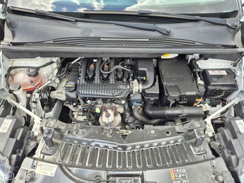 Opel Crossland X 1.2 120 Jaar Edition, Carplay, LED, NAP!