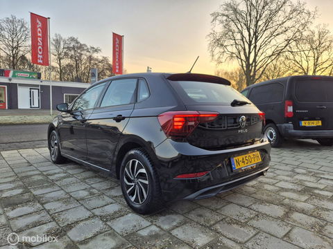 Volkswagen Polo 1.0 TSI Life, Nieuw model, Carplay, PDC V+A