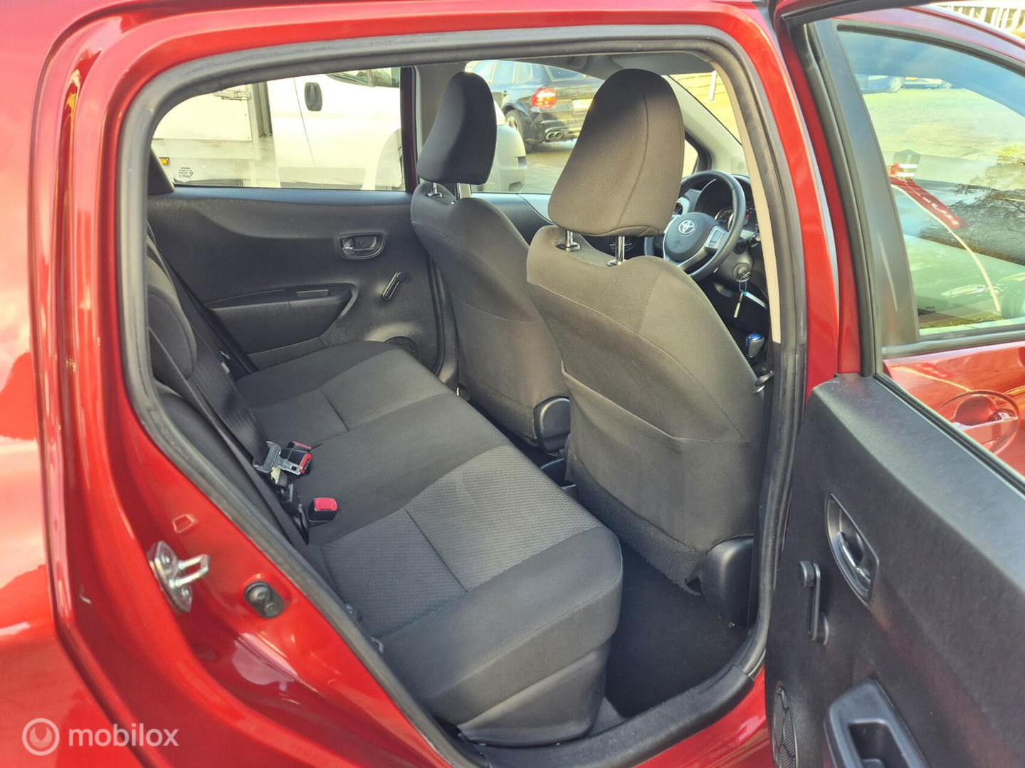 Toyota Yaris 1.5 Hybrid Aspiration, 100% Dealer onderhouden!