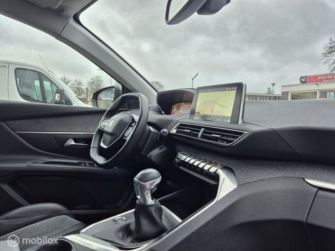 Peugeot 5008 1.2 PureTech Lease Premium 7Prs, Nieuwe DRiem!