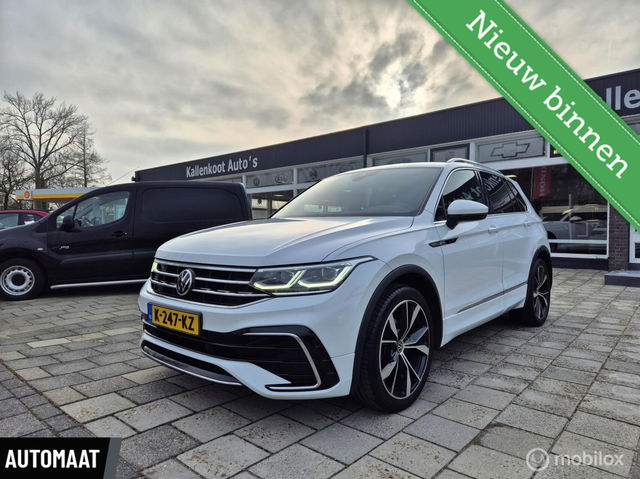 Volkswagen Tiguan - 1.5 TSI R-Line, Trekhaak, Dealer onderhoud