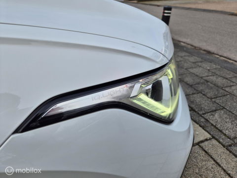 Volkswagen Tiguan 1.5 TSI R-Line, Trekhaak, Dealer onderhoud