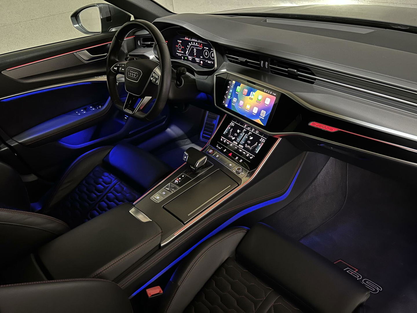 Audi RS6 Avant 4.0 TFSI Quattro Matgrijs Dynamic+ B&O 600PK