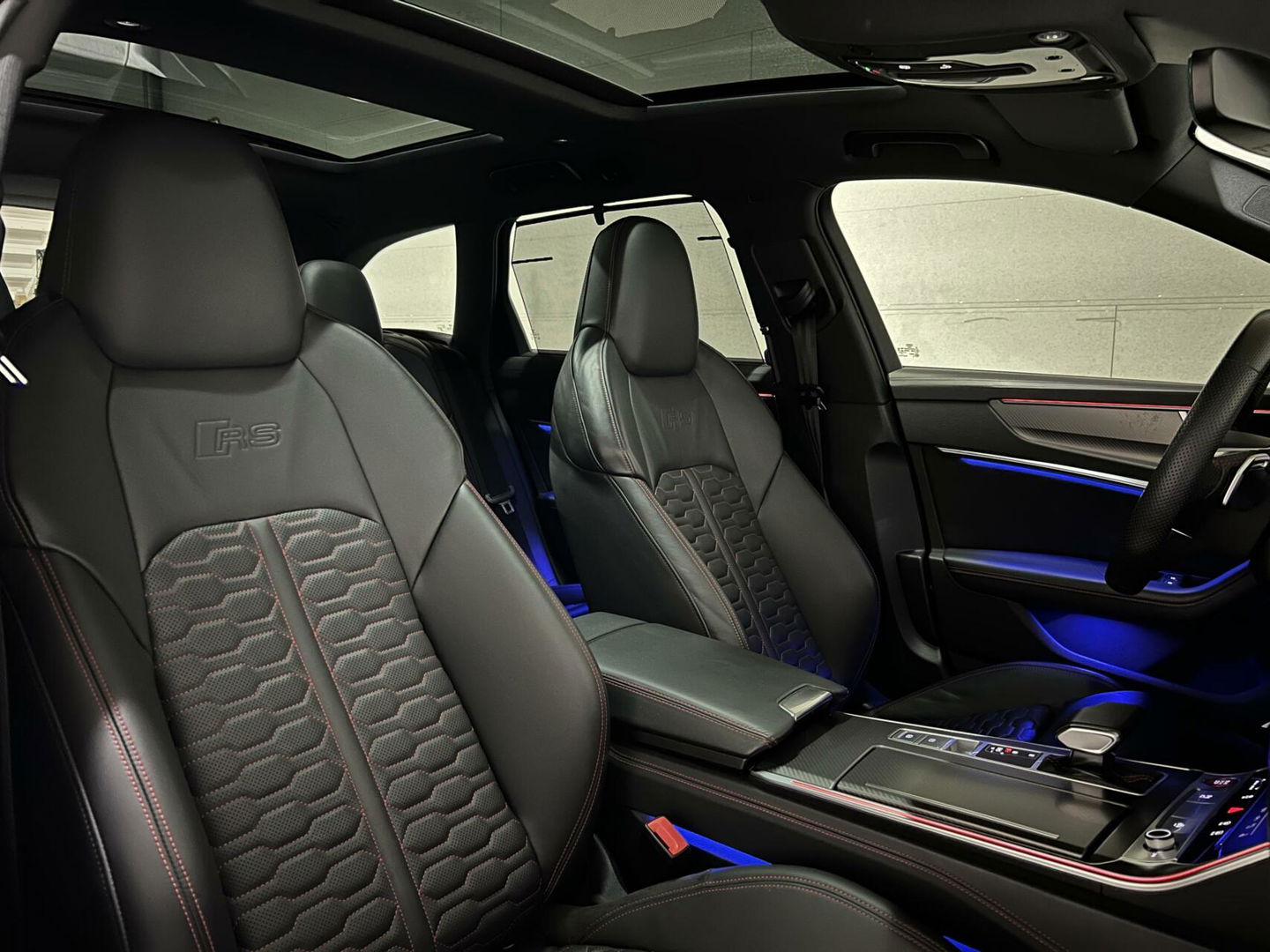 Audi RS6 Avant 4.0 TFSI Quattro Matgrijs Dynamic+ B&O 600PK