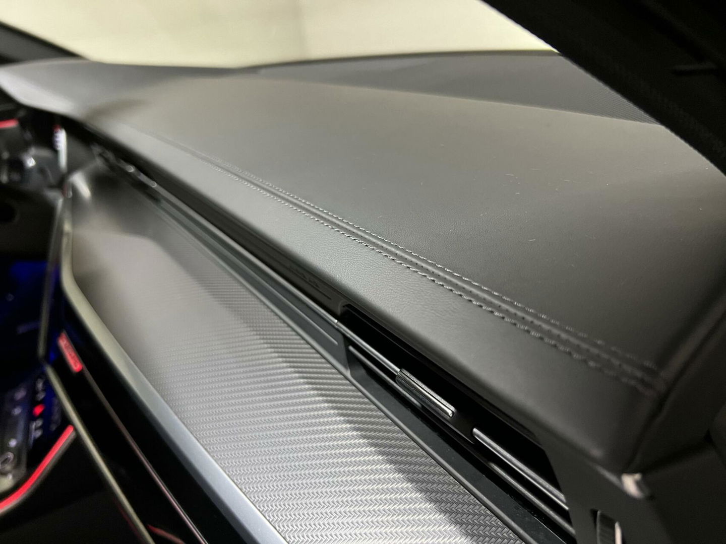 Audi RS6 Avant 4.0 TFSI Quattro Matgrijs Dynamic+ B&O 600PK