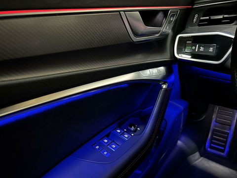 Audi RS6 Avant 4.0 TFSI Quattro Matgrijs Dynamic+ B&O 600PK