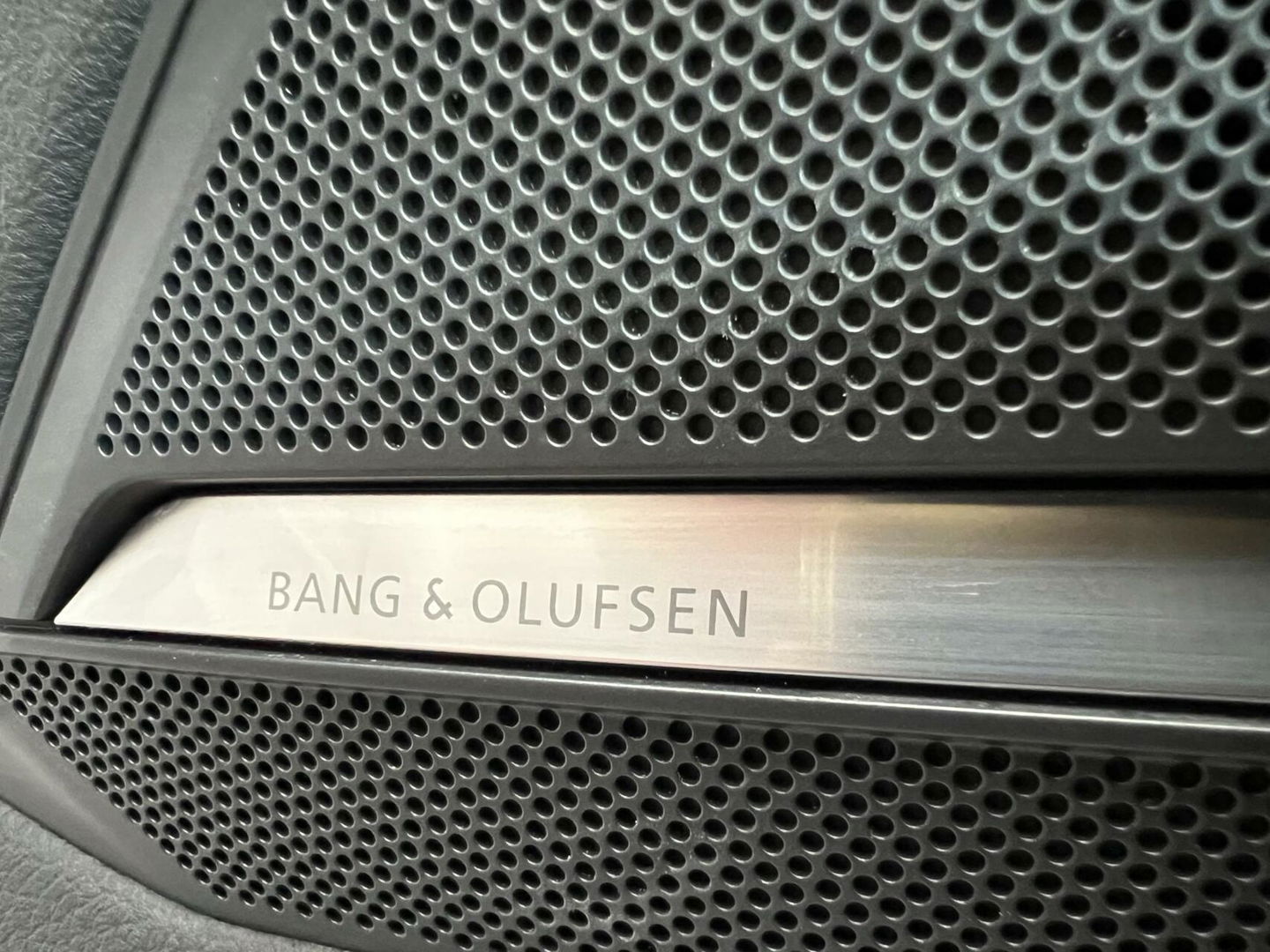 Audi RS6 Avant 4.0 TFSI Quattro Matgrijs Dynamic+ B&O 600PK