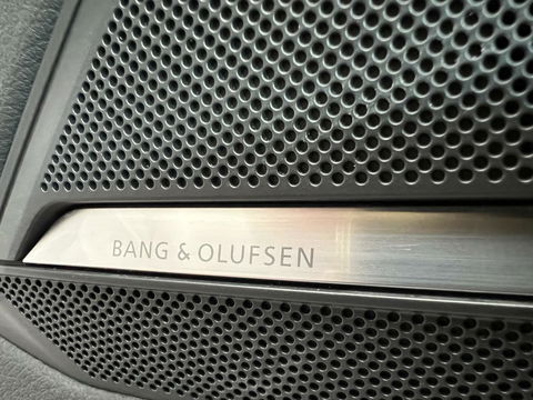 Audi RS6 Avant 4.0 TFSI Quattro Matgrijs Dynamic+ B&O 600PK