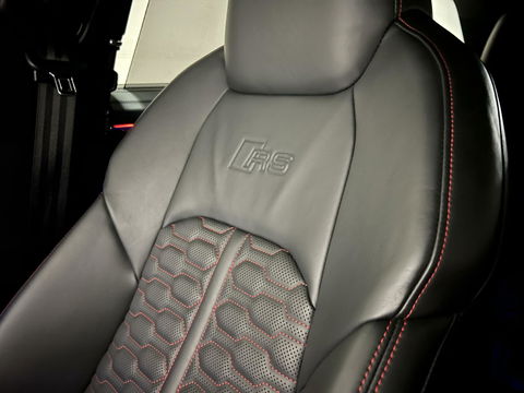 Audi RS6 Avant 4.0 TFSI Quattro Matgrijs Dynamic+ B&O 600PK