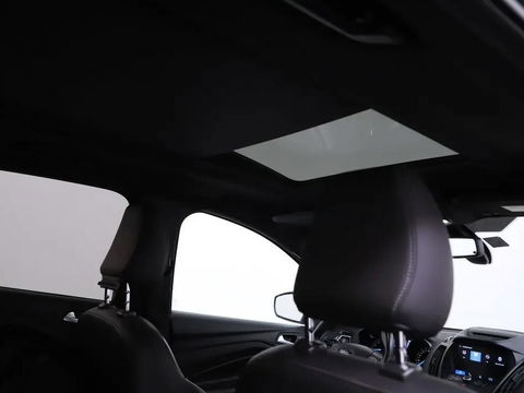 Ford Kuga 1.5 EcoBoost ST Line Pano Camera Carplay Winterpakket NAP