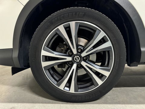 Nissan QASHQAI 1.3 DIG-T Pano 360° Navi Cruise NAP