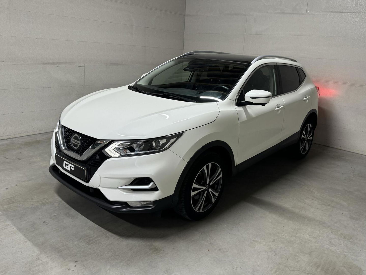 Nissan QASHQAI 1.3 DIG-T Pano 360° Navi Cruise NAP