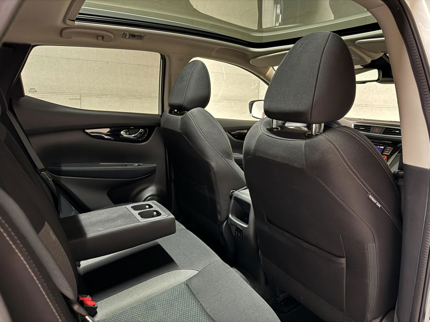 Nissan QASHQAI 1.3 DIG-T Pano 360° Navi Cruise NAP