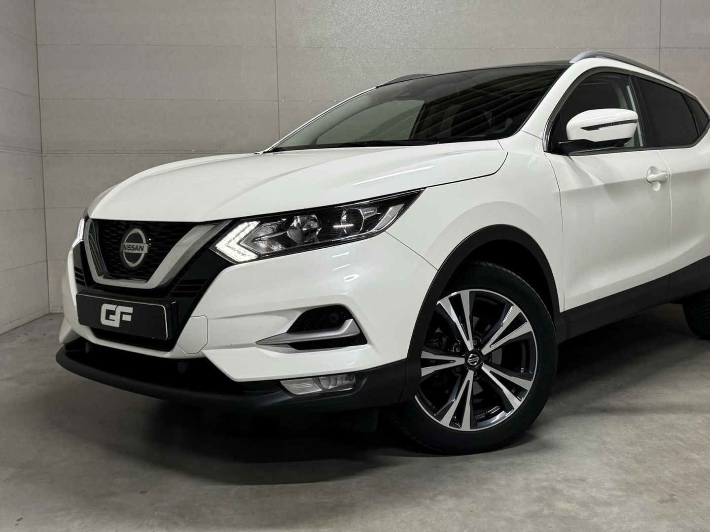 Nissan QASHQAI 1.3 DIG-T Pano 360° Navi Cruise NAP