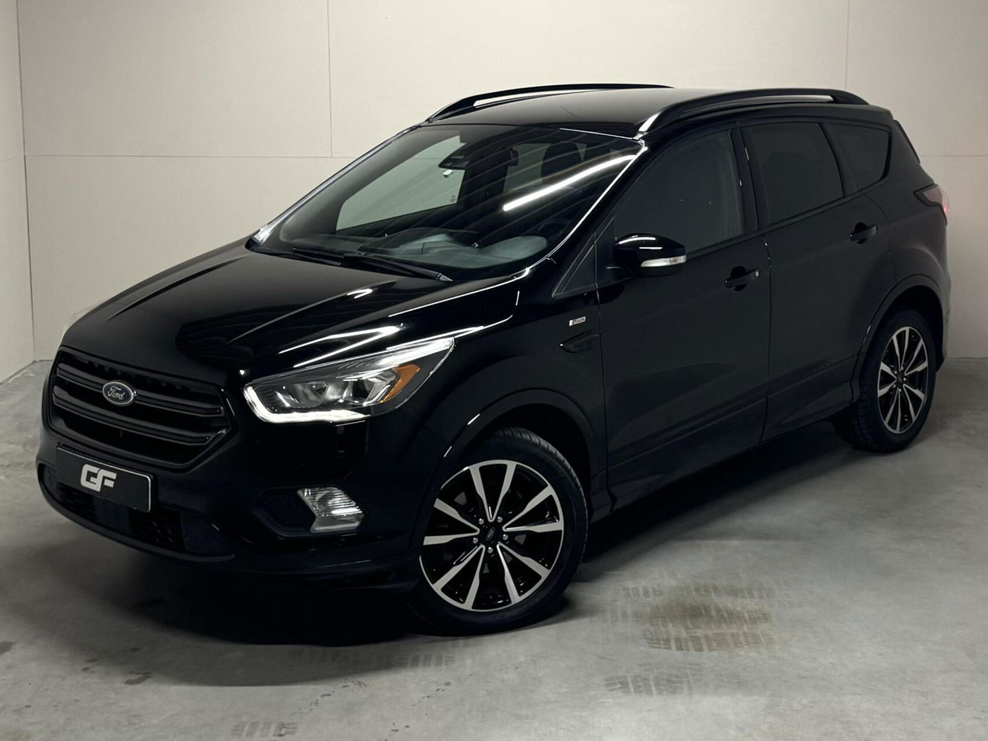 Ford Kuga 1.5 EcoBoost ST Line Navi Cruise Carplay PDC NAP