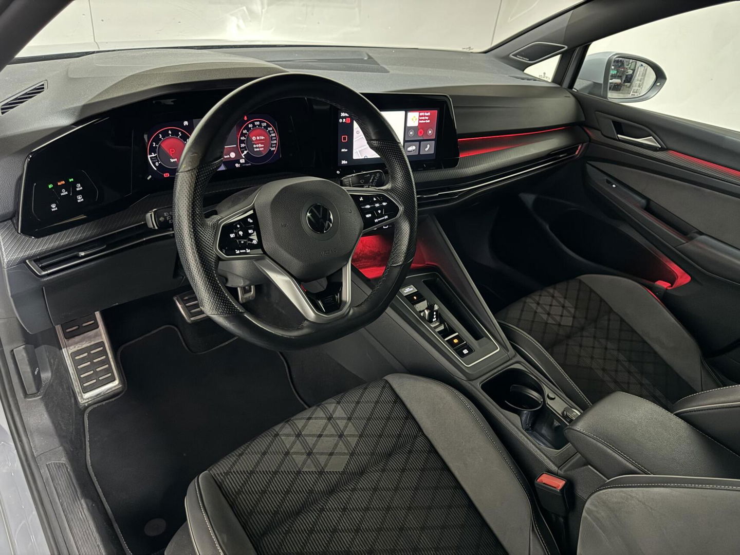 Volkswagen Golf 1.5 eTSI R-Line Pano Harman/Kardon Sfeer NAP