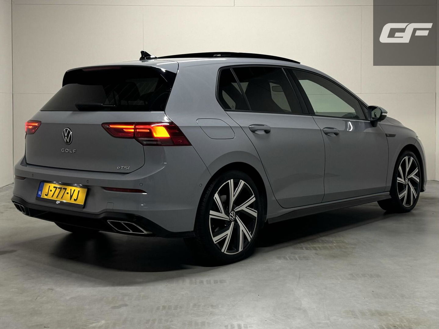 Volkswagen Golf 1.5 eTSI R-Line Pano Harman/Kardon Sfeer NAP