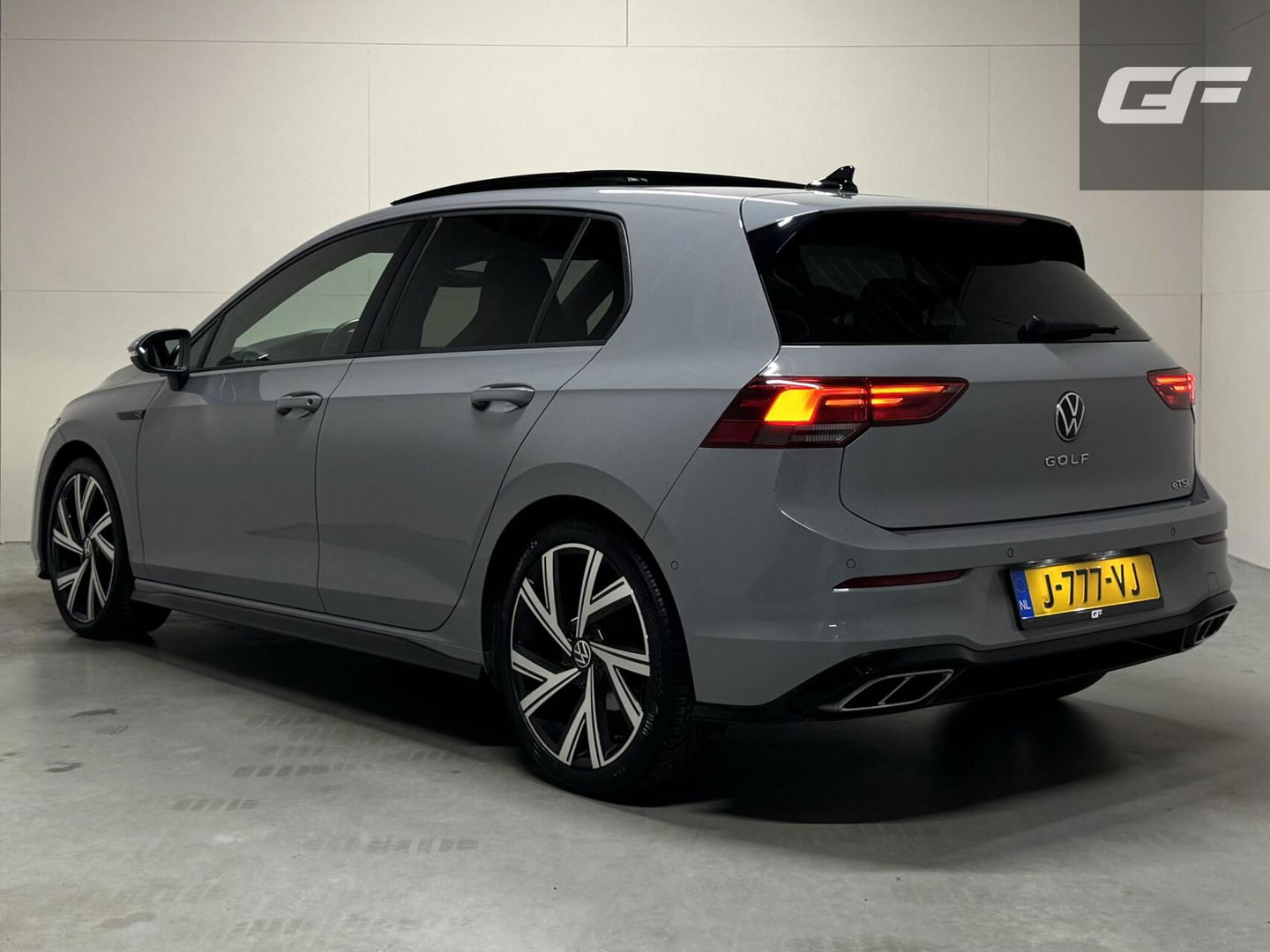 Volkswagen Golf 1.5 eTSI R-Line Pano Harman/Kardon Sfeer NAP