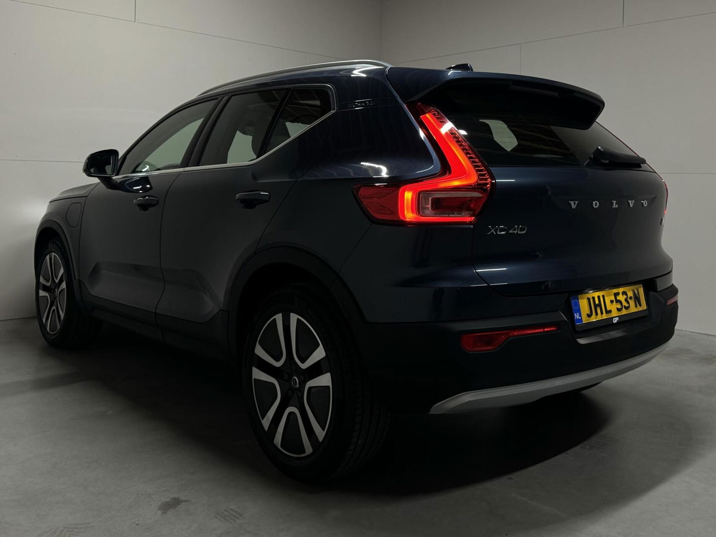 Volvo XC40 1.5 T4 Recharge Inscription Pano Leer Carplay Camera