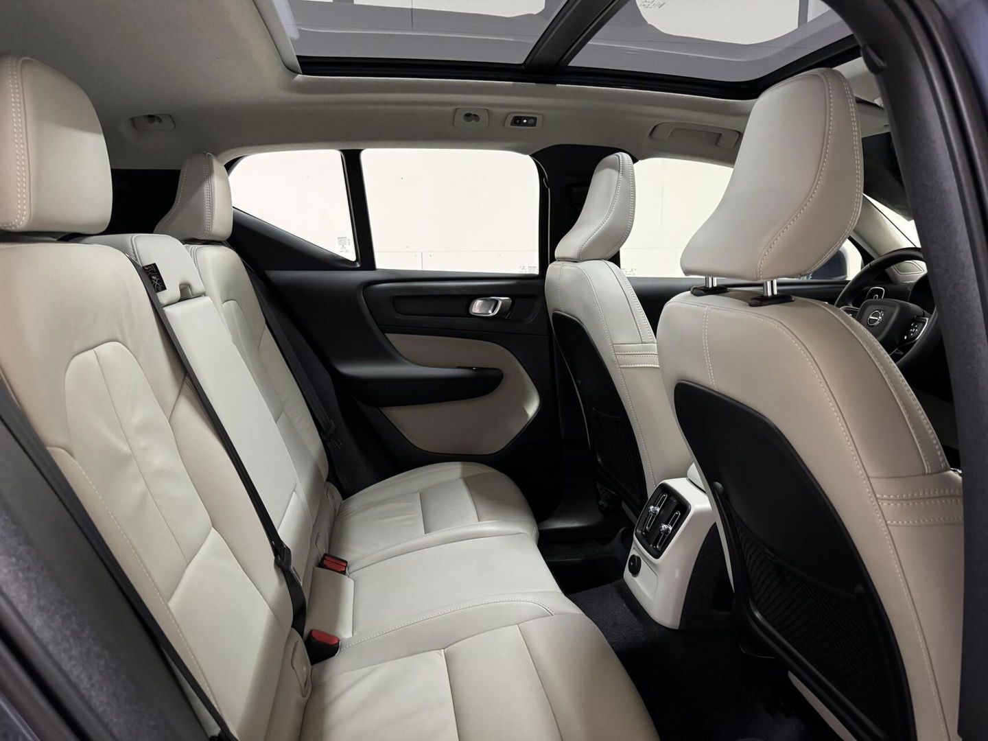 Volvo XC40 1.5 T4 Recharge Inscription Pano Leer Carplay Camera