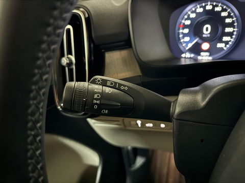 Volvo XC40 1.5 T4 Recharge Inscription Pano Leer Carplay Camera
